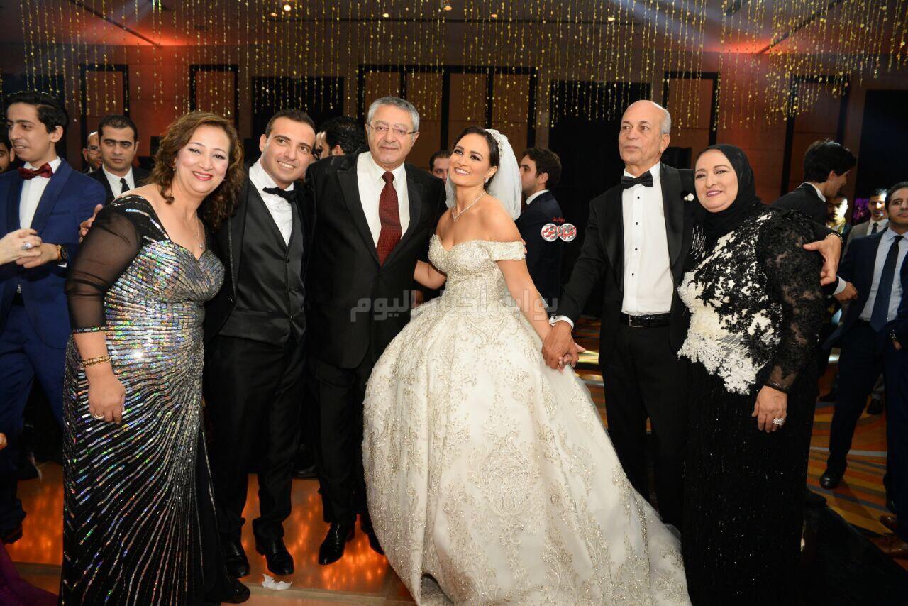سامو زين وبوسي وإلا كوشنير يتألقون فى زفاف أحمد ونشوى