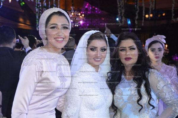حمادة هلال وتامر عاشور والليثي وبوسي نجوم زفاف «عبدالله وحياة»