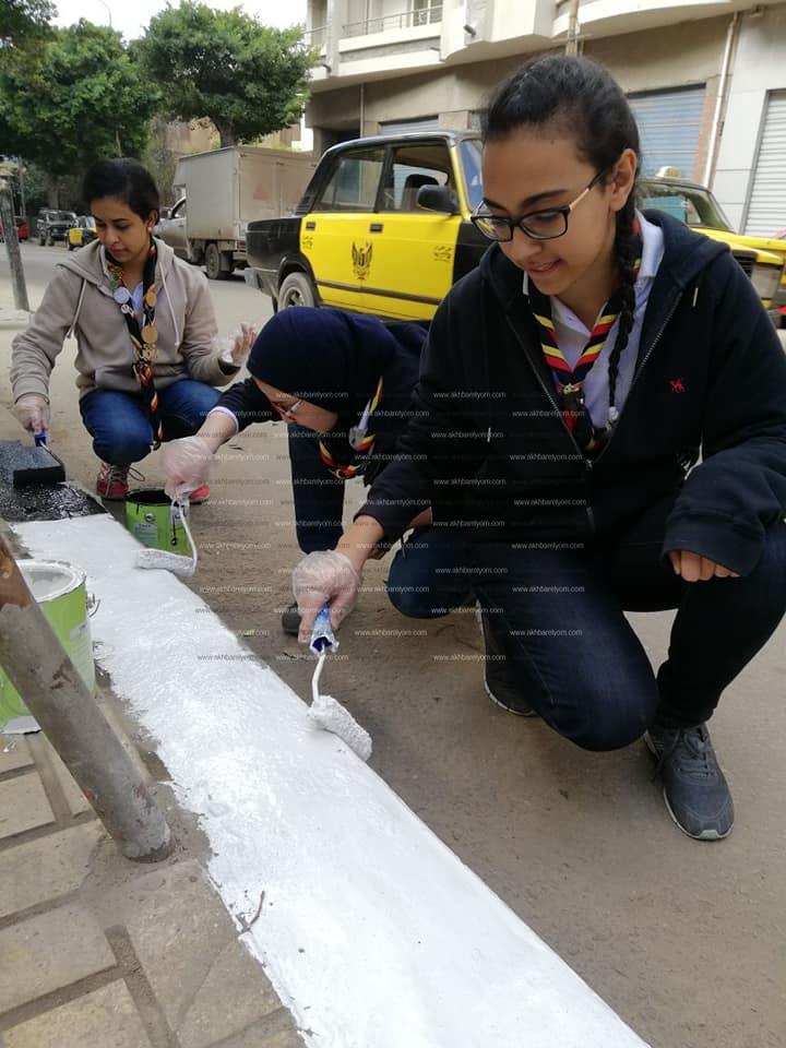 بالصور .. مبادرة طلابية لإعاده تجميل شوارع الإسكندرية 