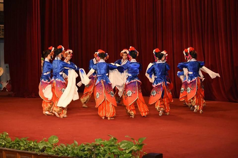 مسرح جامعة القاهرة يشهد عروضاً فنية واستعراضية في مهرجان الربيع الصيني 