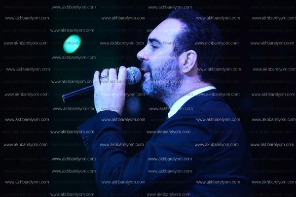 وائل جسار يُشعل حفل «عيد الحب» بأغانيه الرومانسية