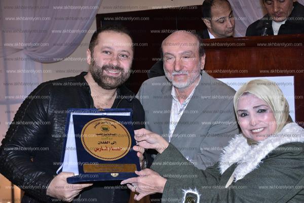تكريم أحمد صيام وسلوى عثمان وريم أحمد بحفل «قلب واحد»