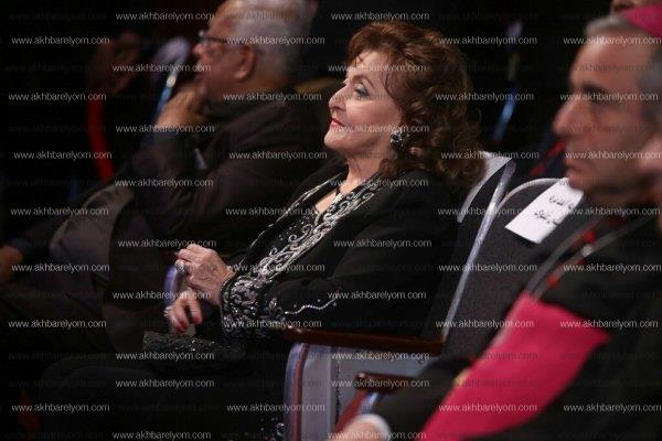 ياسمين علي تتألق بحفل افتتاح مهرجان «المركز الكاثوليكي»
