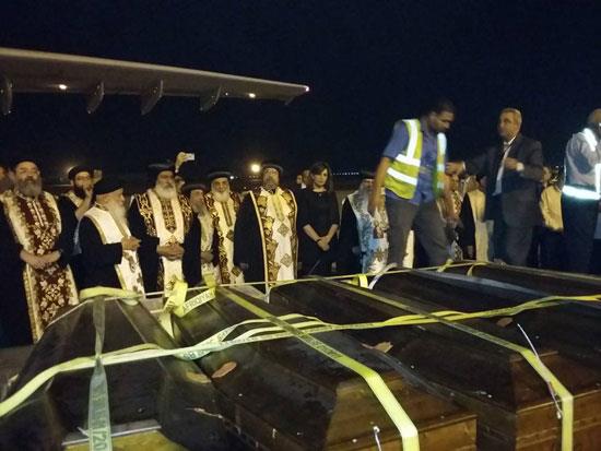 مطار القاهرة يستقبل رفات «شهداء ليبيا»