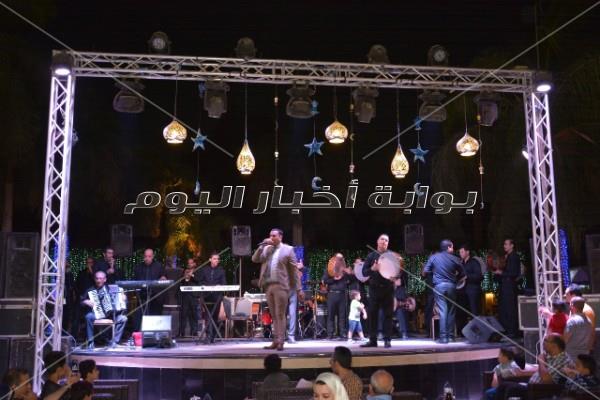 محمود الليثي نجم خيمة «كونكورد السلام»
