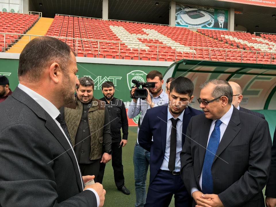 روسيا2018| السفير المصري يتفقد مكان إقامة المنتخب في جروزني