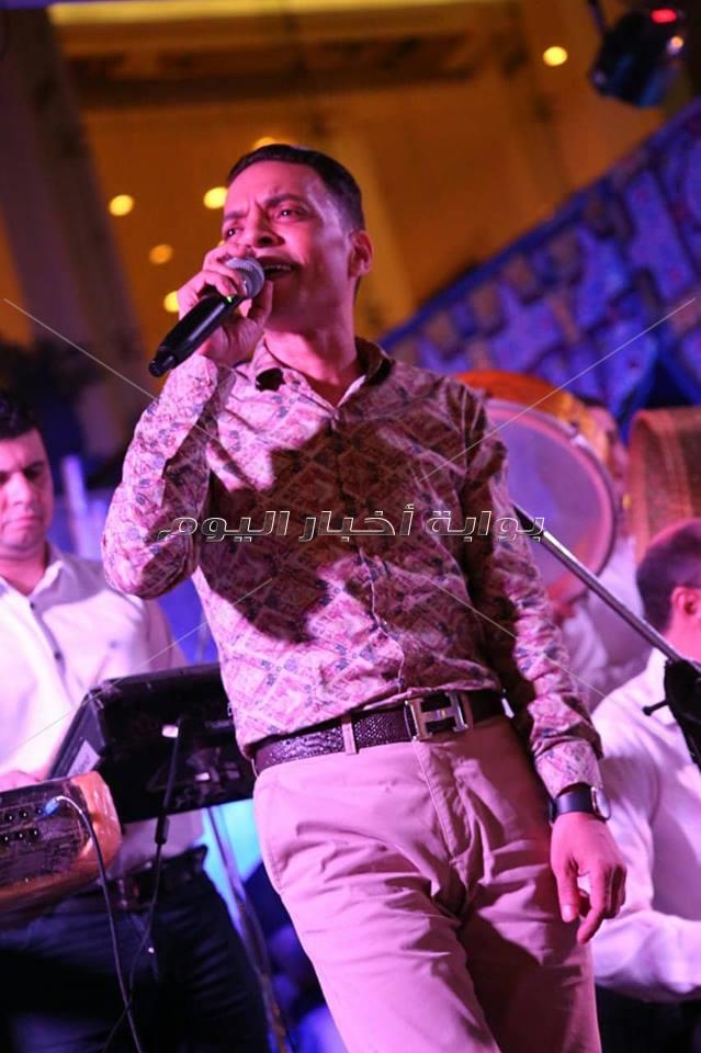 طارق الشيخ يشعل حفل خيمة «ليالي الخديوي» 