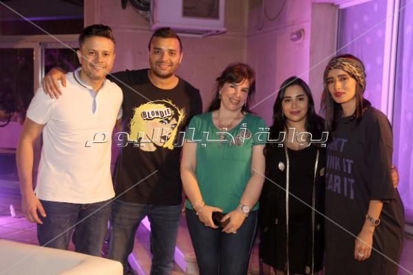 رامي صبري وزينة ورامي وحيد في حفل إفطار المنتج محمد حامد