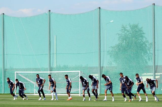 المنتخب الفرنسي يؤدي تدريباته استعدادًا لبيرو