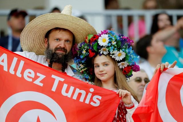 جماهير تونس وانجلترا