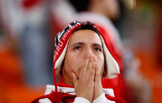 روسيا 2018| دموع جماهير بيرو عقب توديع كأس العالم