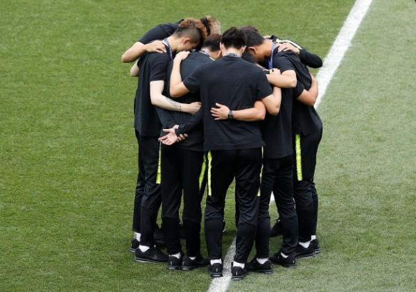 وصول لاعبي كوريا الجنوبية ملعب مباراة المكسيك
