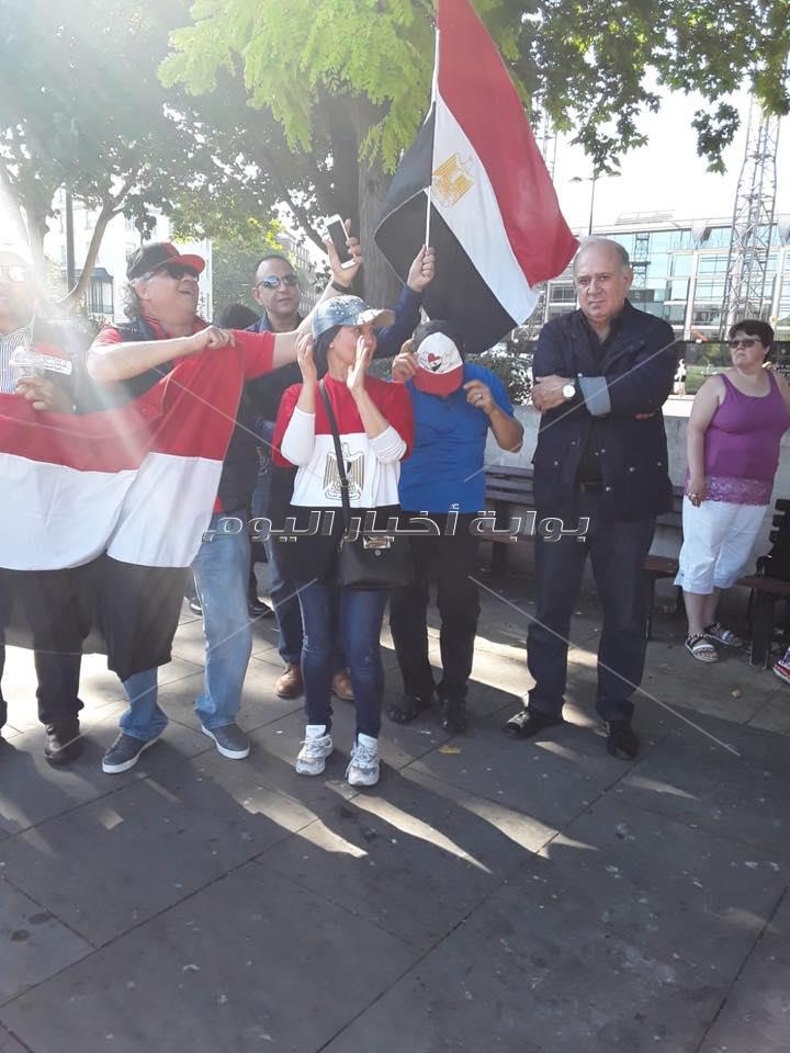الجالية المصرية في بريطانيا تحتفل بذكرى ثورة 30 يونيو :