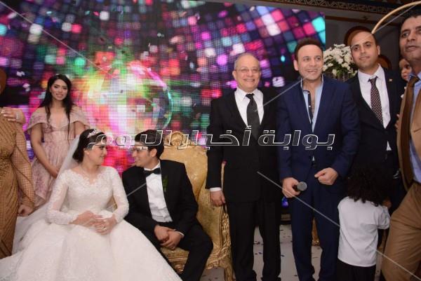 مصطفى قمر وشيبة وبوسي نجوم زفاف نجل أحمد الفضالي