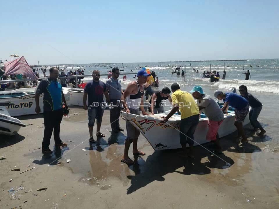 100 رجل انقاذ لتأمين شواطئ راس البر 