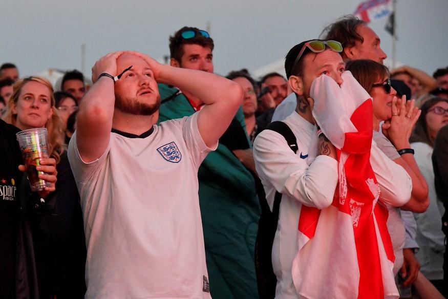 صدمة جماهير إنجلترا عقب ضياع حلم المونديال