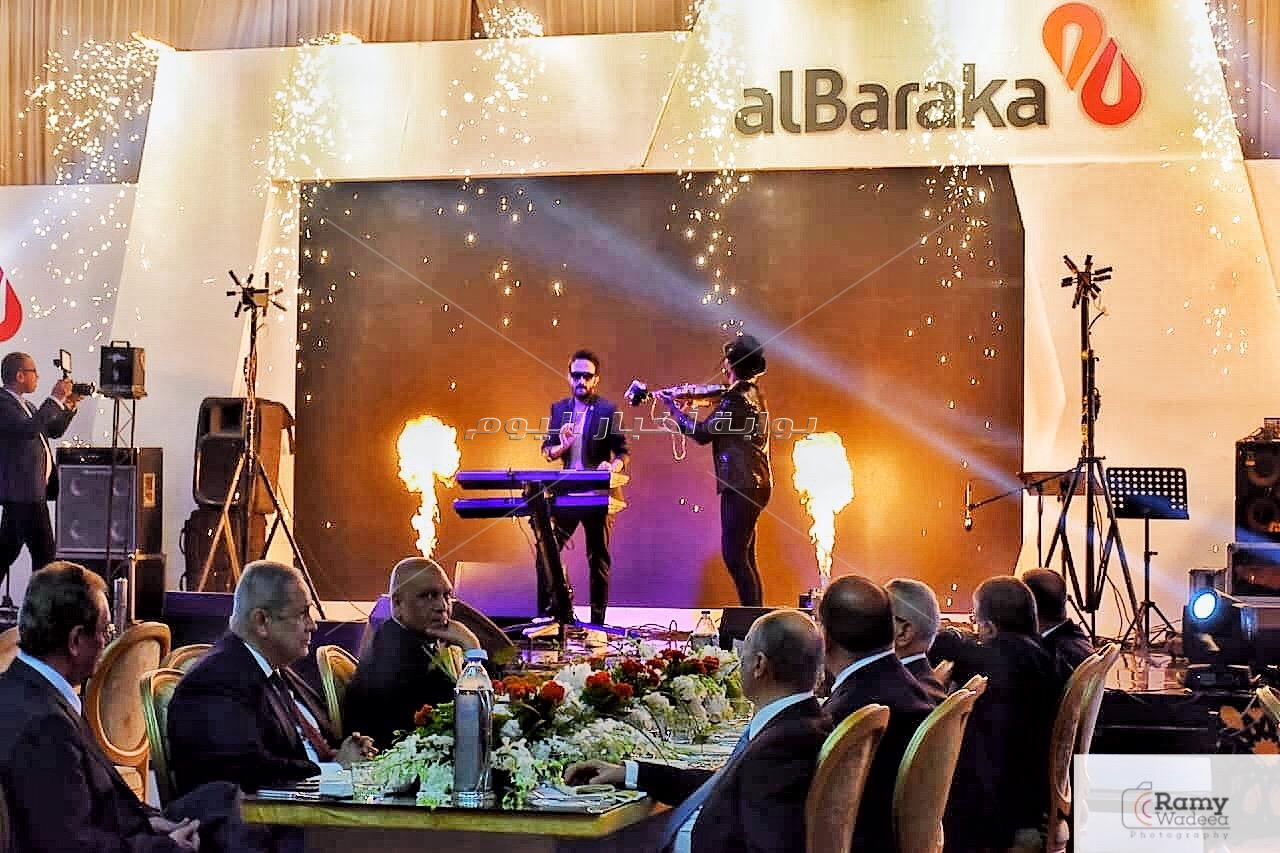 أحمد عصام وعلي الحجار في حفل افتتاح المقر الرئيسي لبنك البركة
