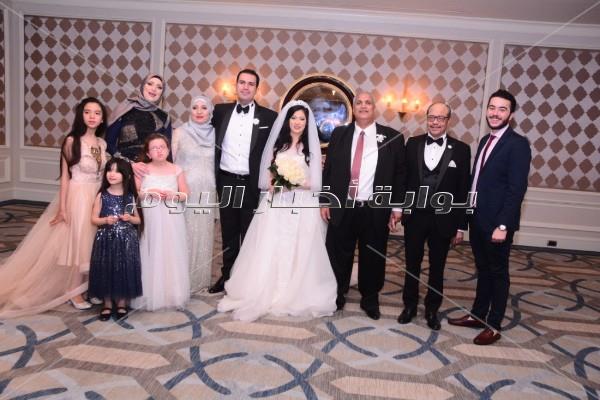 الليثي يُحيي زفاف «مصطفى ودينا» بحضور وزير التموين