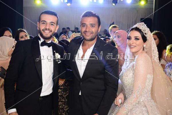 رامي صبري يُزين زفاف «علاء ومنة»