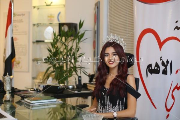 ملكة جمال مصر الوجه الإعلامي لحملة «انتي الأهم»
