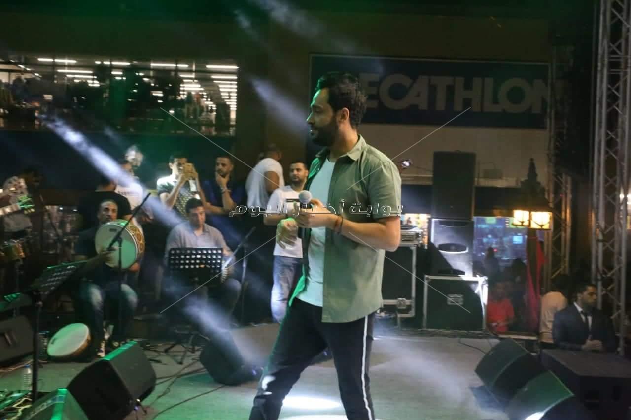 رامي جمال يحتفل بألبومه مع جمهوره في مصر الجديدة