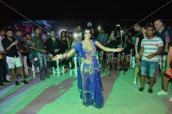 جوهرة والاكوشنير يرقصان على أنغام مصطفى حجاج والليثي في حفل الساحل 