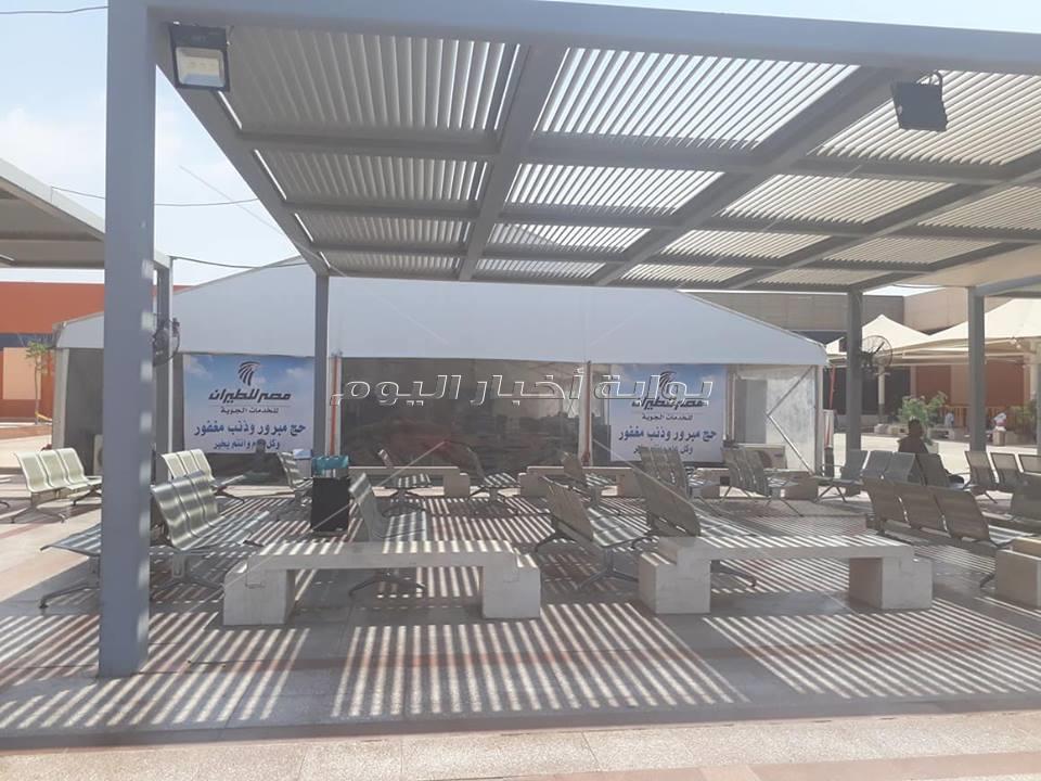 مطار القاهرة يستعد لإستقبال طلائع الحجاج