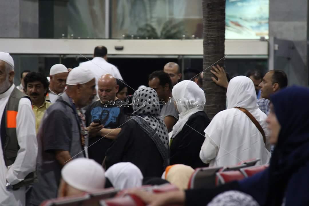 وصول الفوج الأول من حجاج المحافظات الجنوبية بقطاع غزة لمطار القاهرة