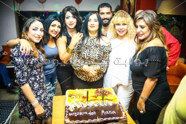 فنانون يشاركون الفنانة التشكيلية رانا العزام الاحتفال بعيد ميلادها