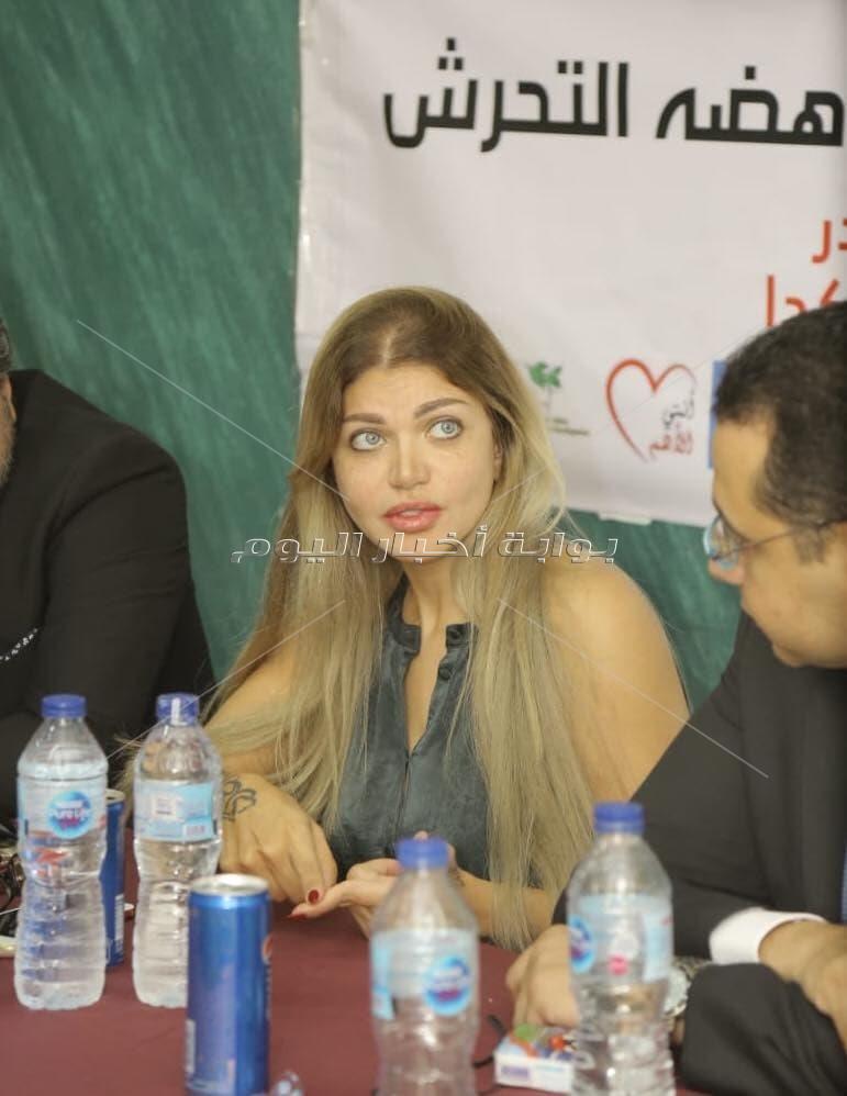 ياسمين الخطيب تشارك في مبادرة «هاخد حقي».. وتدعم النساء ضد المتحرشين