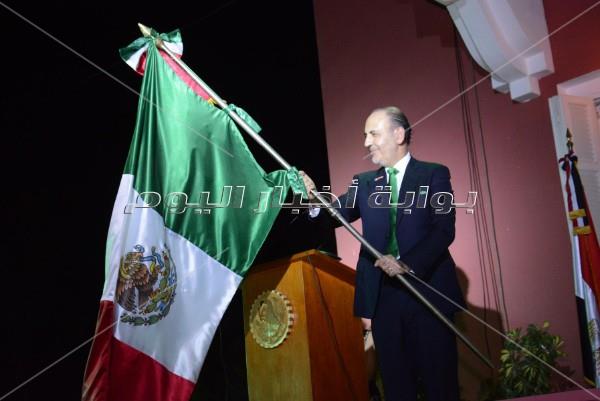 وزير الآثار بصحبة السفراء في الاحتفال بالعيد الوطني للمكسيك