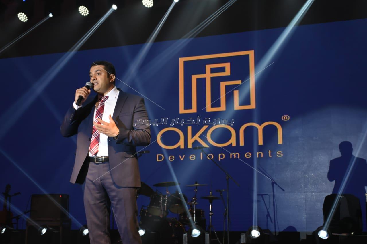 تامر حسنى يُشعل حفل إطلاق إحدى مشاريع العاصمة الإدارية