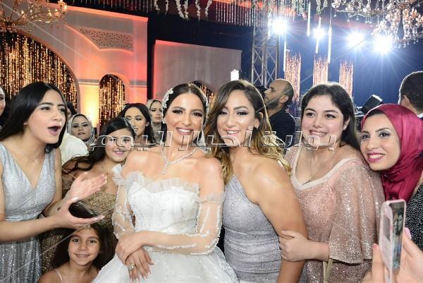 حماقي وتامر حسني يشعلان زفاف «جلال ويارا»