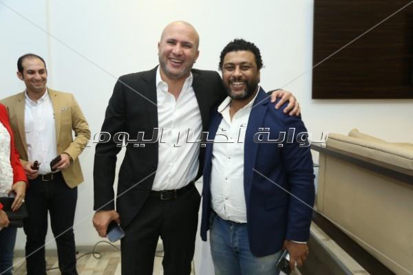 عمرو يوسف وهنا الزاهد وعمرو عبدالجليل في حفل «كأس إينرجي»