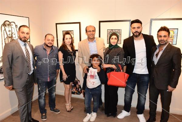نجوم الفن في معرض الفنان أحمد فريد