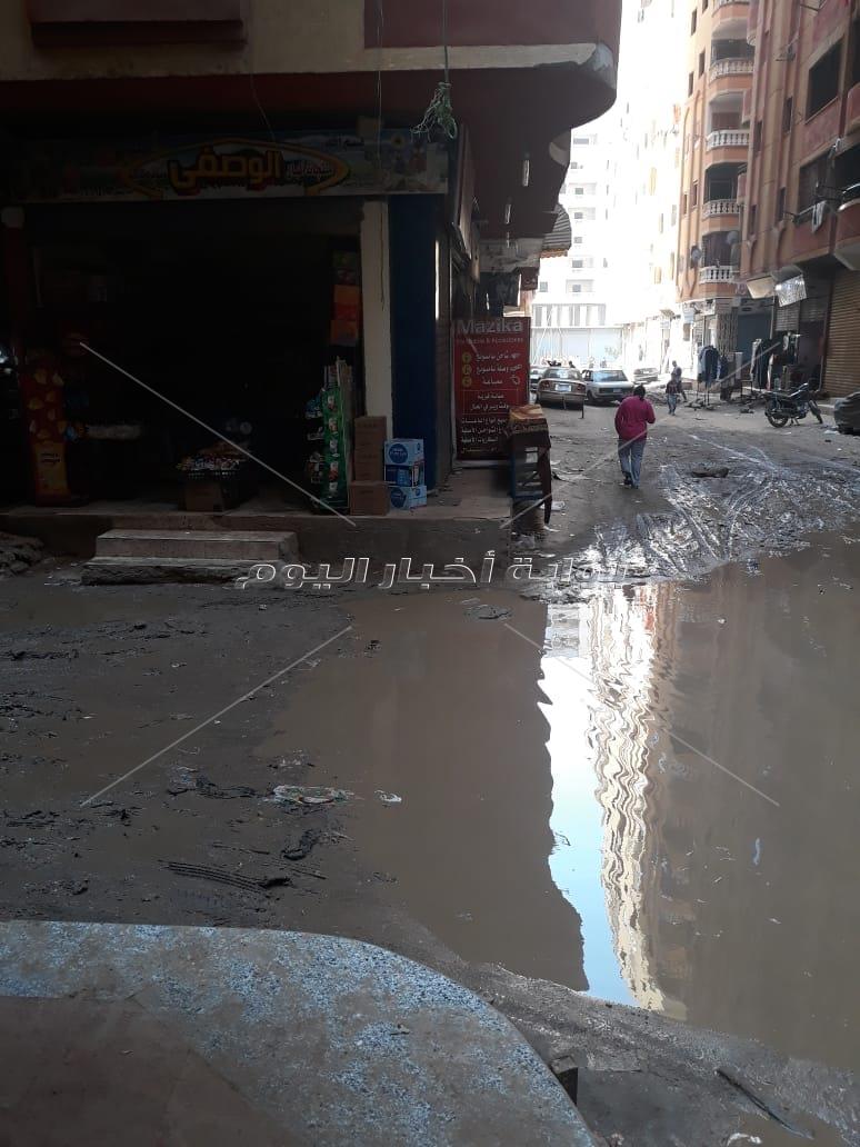«الصرف الصحي» يغرق شارع «حسن الضو» بفيصل