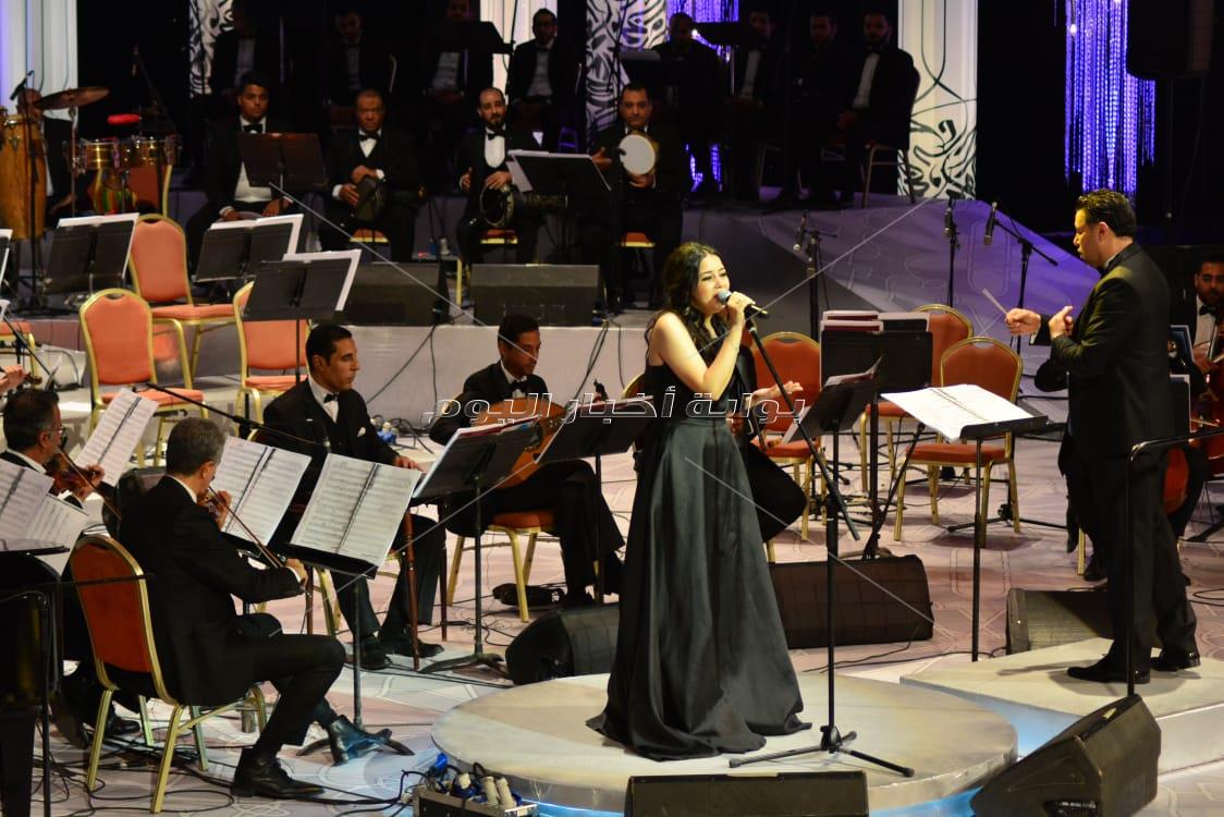 فرح الموجي تُغني «الدوامة» بحفل مهرجان الموسيقى العربية