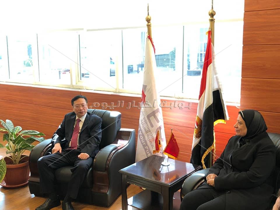 توقيع إتفاقية تعاون بين الجامعة المصرية الصينية وجامعة جياوتونج في هندسة البرمجيات