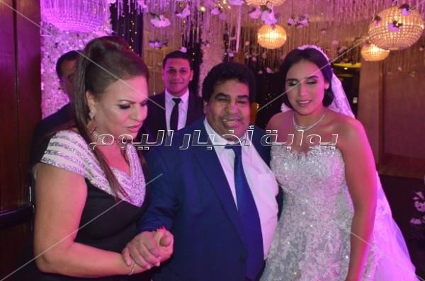 عدوية وفيفي عبده يحتفلان بزفاف ابن خالد عجاج