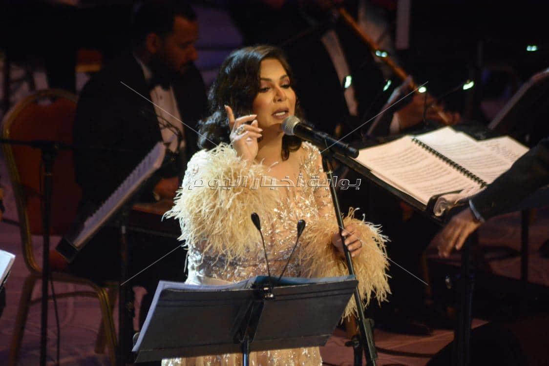نوال الكويتية تبدع في مشاركتها الأولى بمهرجان الموسيقى العربية