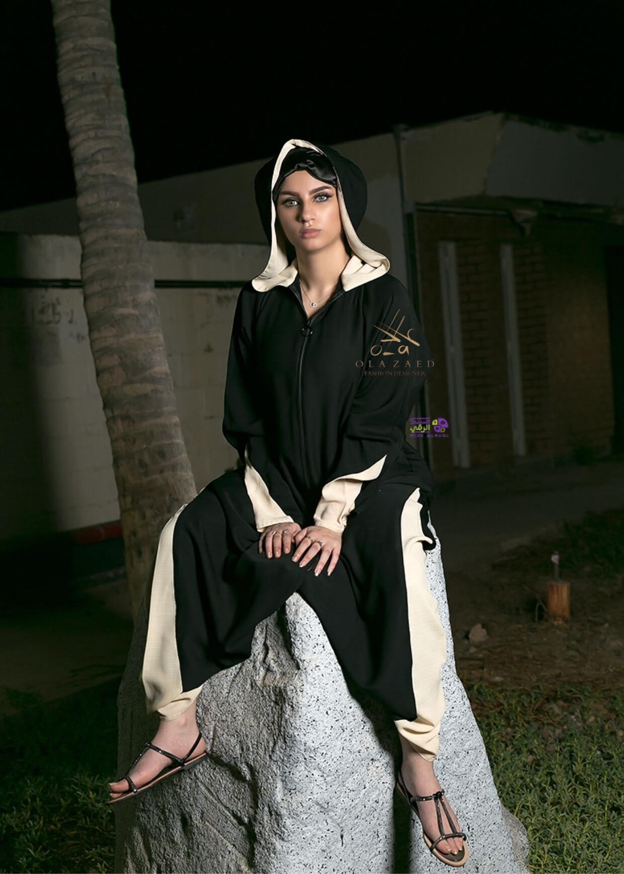 مصممة أزياء السعودية تقدم عبايات تساعد على قيادة السيارة والرياضة