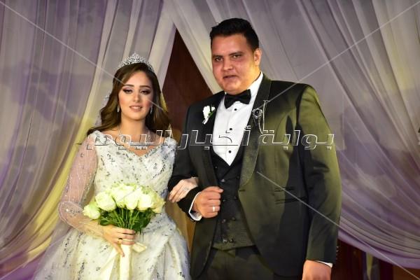 عدوية وبوسي والليثي يحيون زفاف «أحمد وريم»