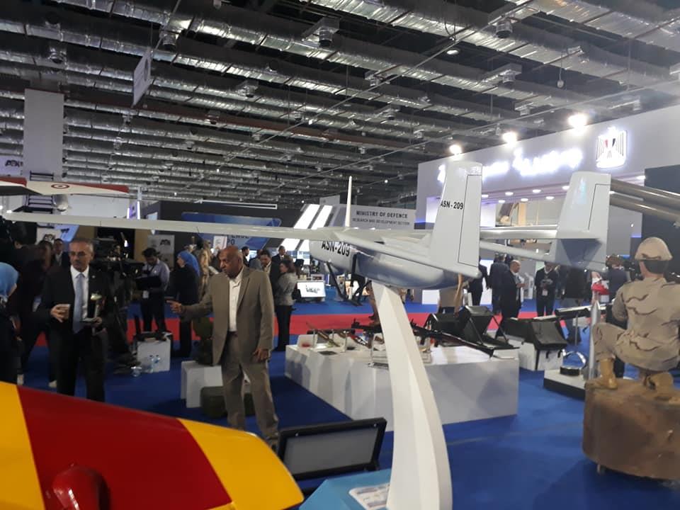 عرض طائرة مصرية بدون طيار في "إيديكس2018"