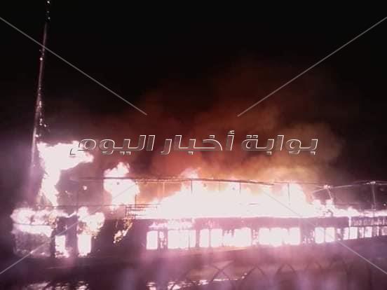 حريق في أحد المراكب المتوقفة بمرسي إسنا جنوب الاقصر
