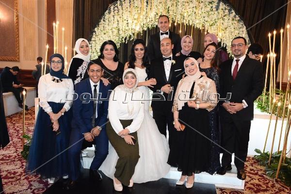 محمود العسيلي يُحيي زفاف المستشار الإعلامي لوزارة التعليم