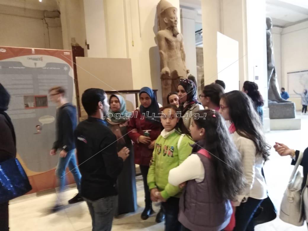 المتحف المصري بالتحرير يحتفل باليوم العالمي للتضامن الانساني