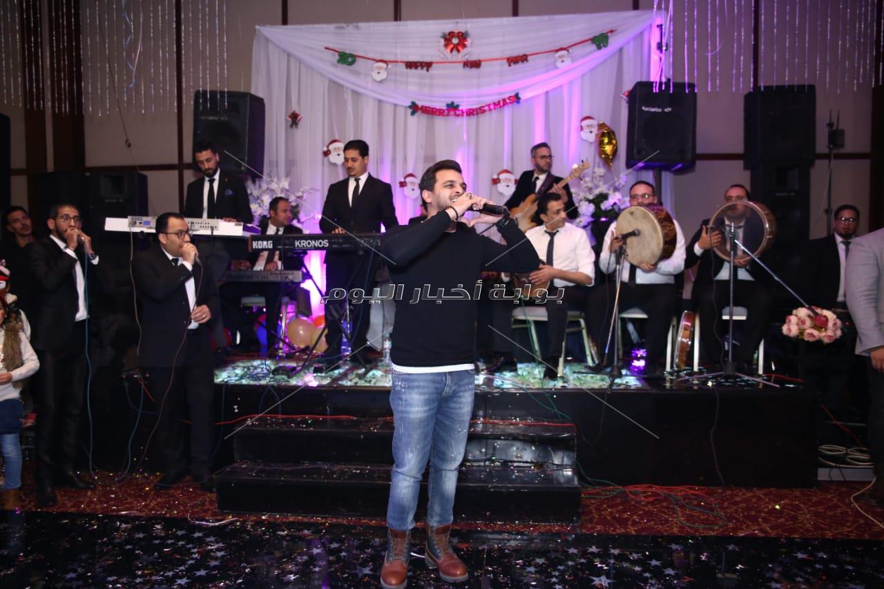 4 حفلات كاملة العدد لـ«محمد رشاد» بليلة رأس السنة