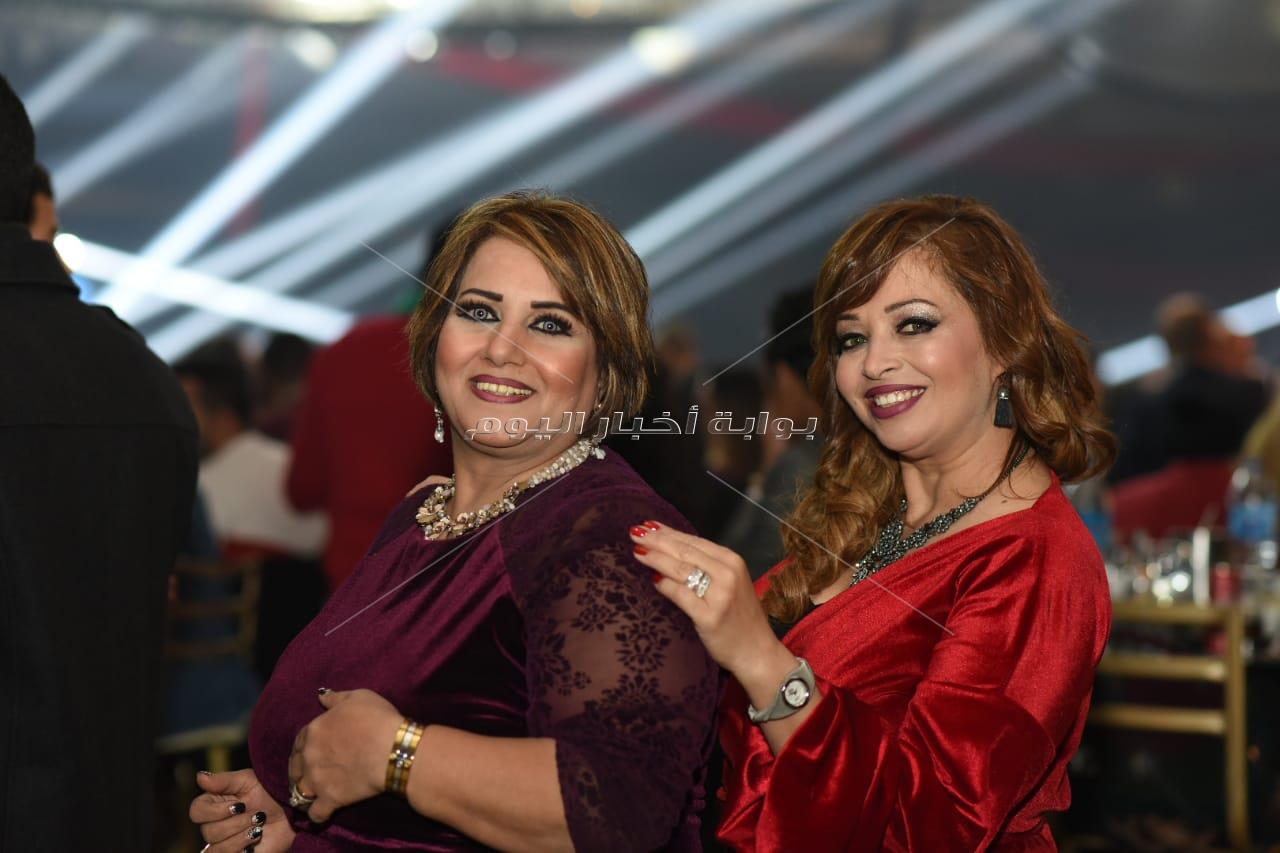بهاء سلطان والمغربية طاهرة يحتفلان برأس السنة في التجمع