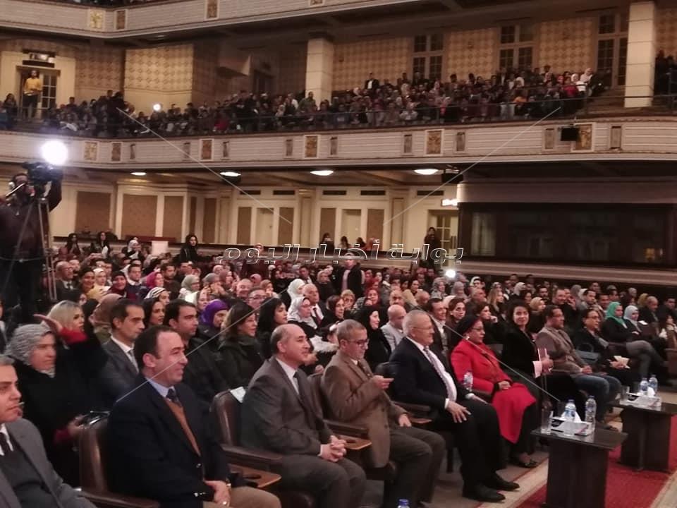 عمر خيرت يحيي حفلًا موسيقيًا بجامعة القاهرة