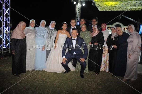الليثي وسعد الصغير وأبوالليف يشعلون زفاف «محمد وميرنا»